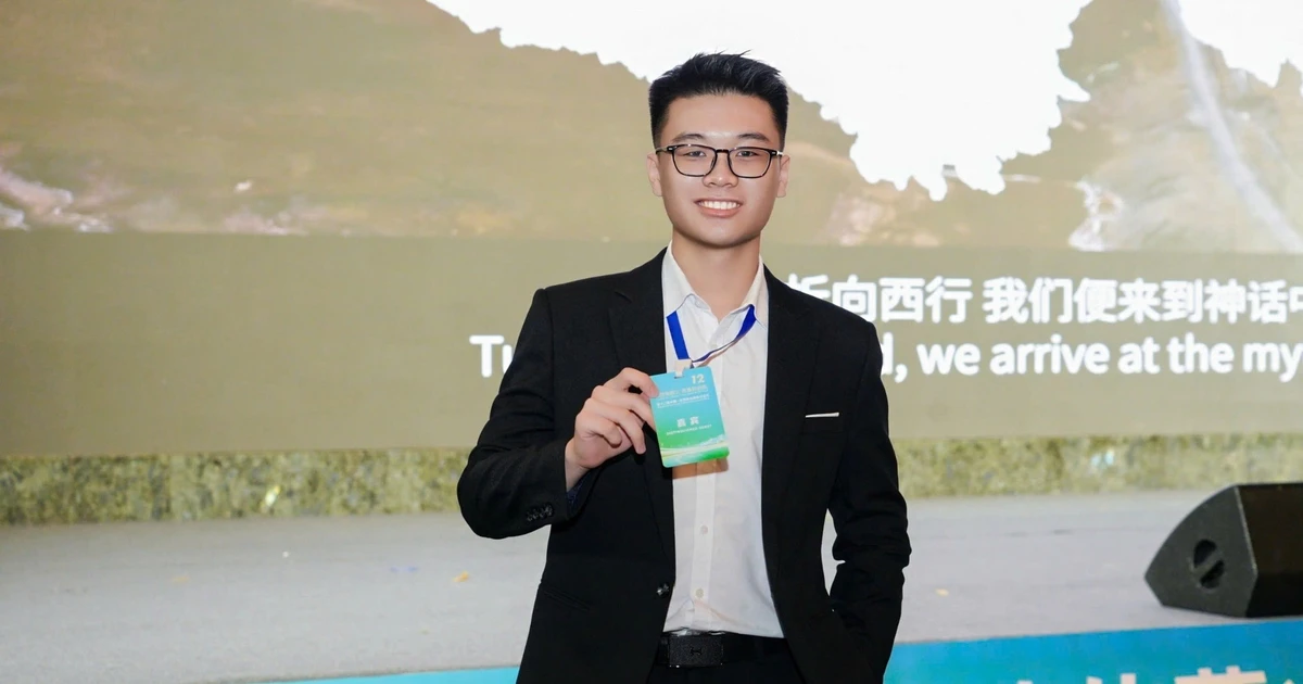  Giữa rất nhiều cánh cửa đang rộng mở, thật đáng tiếc nếu tuổi trẻ chỉ đứng nhìn