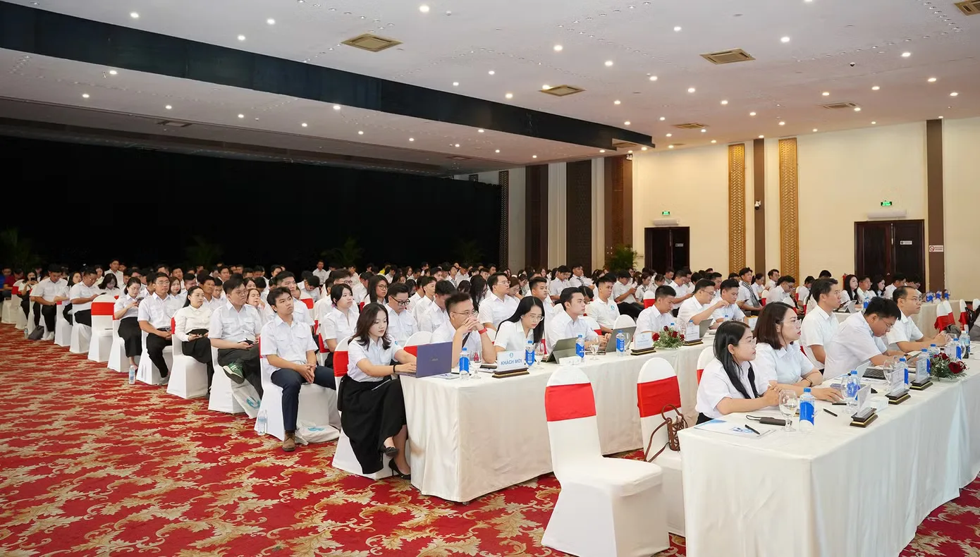 Hội nghị Ban Chấp hành T.Ư Hội Sinh viên Việt Nam lần thứ 5 (mở rộng), khóa XI, ngày 25/8 ở Khánh Hòa.